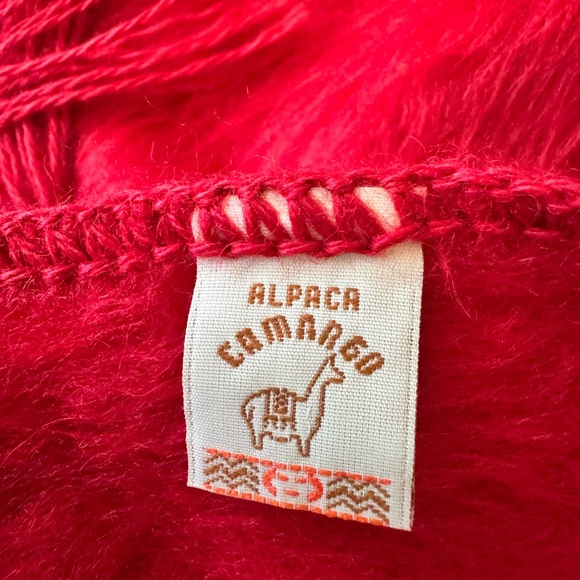 Alpaca Camargo Red Fringe Scarf – Soft Brushed Alpaca Wool – Made in Peru - Picture 4 of 4